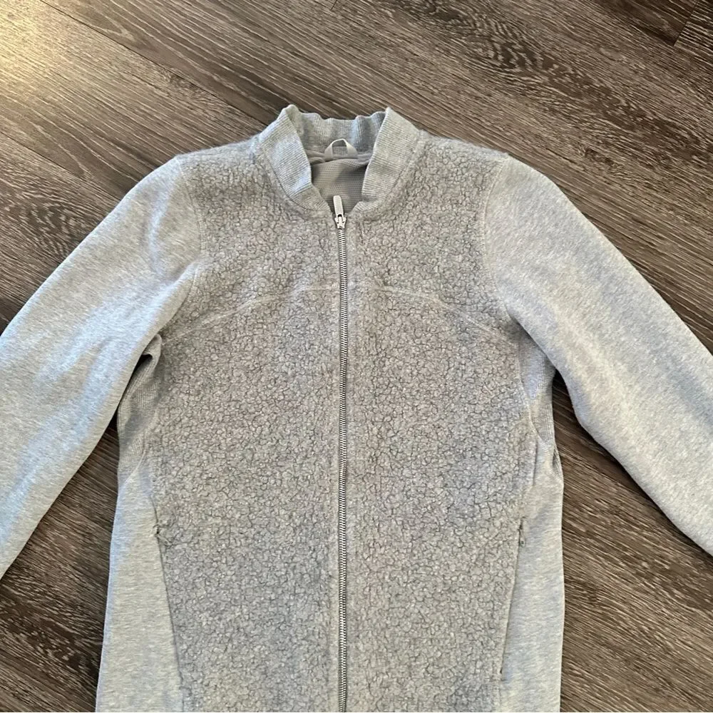 Lululemon Stand Out Sherpa Jacket Heathered Core Light Grey Silver Drop